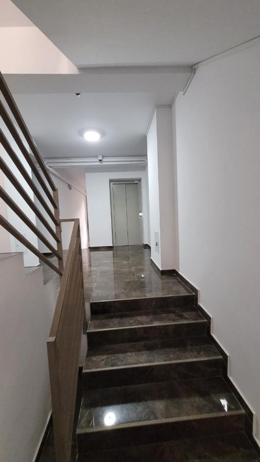Magic Mirror Apartment Satu Mare Ngoại thất bức ảnh