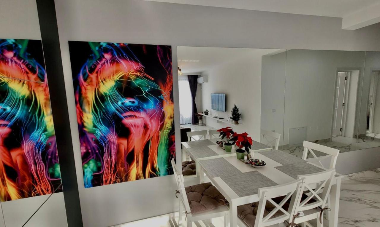 Magic Mirror Apartment Satu Mare Ngoại thất bức ảnh