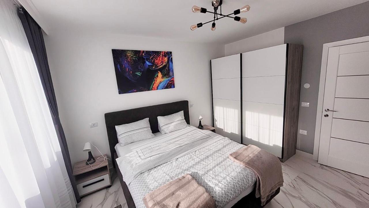 Magic Mirror Apartment Satu Mare Ngoại thất bức ảnh